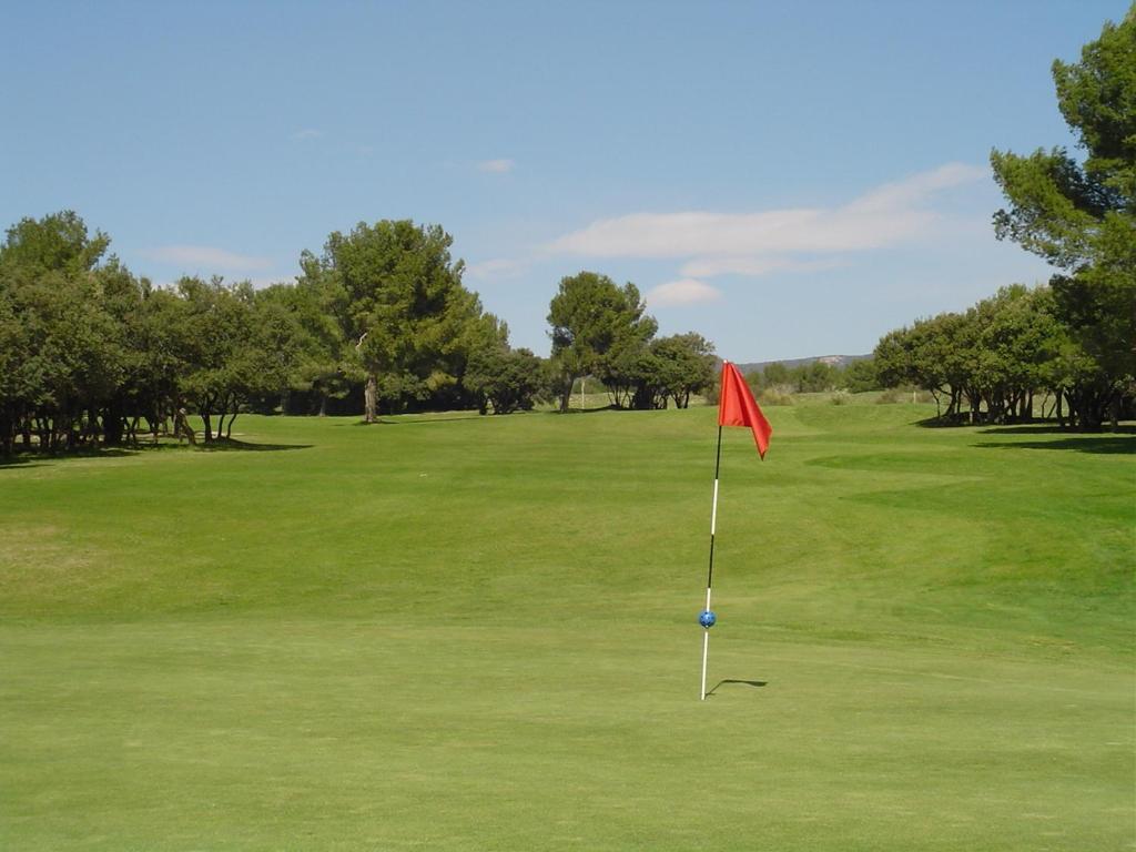 Madame Vacances - Residence Du Golf D'Armagnac Eauze Номер фото