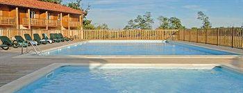Madame Vacances - Residence Du Golf D'Armagnac Eauze Екстер'єр фото